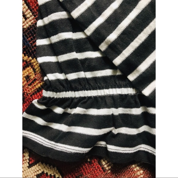 FREE* with purchase! Striped flower t-shirt! - Picture 5 of 5